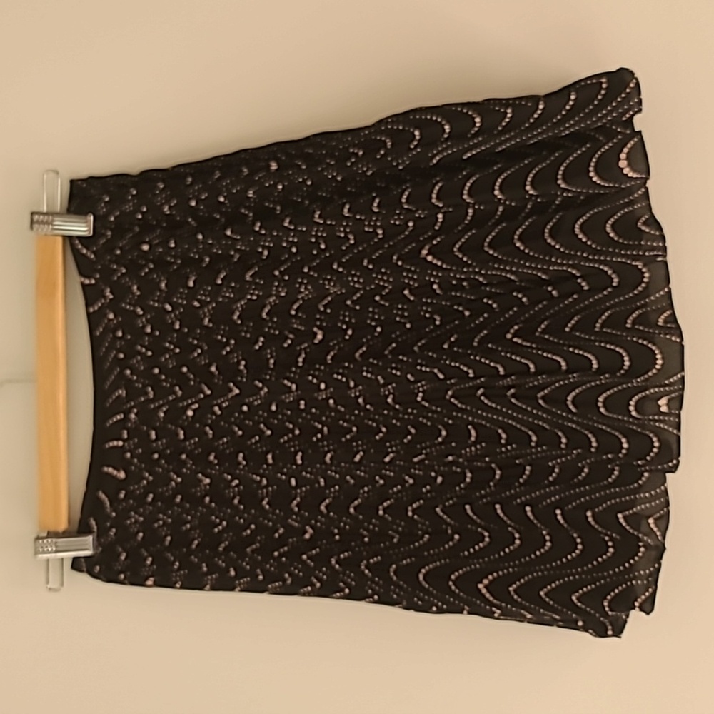 kate spade Black Skirt with Light Pink Wave Pattern